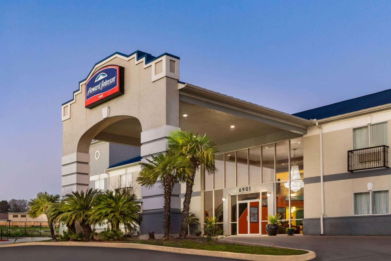 Howard Johnson By Wyndham San Antonio Hotel & Suites Exterior foto